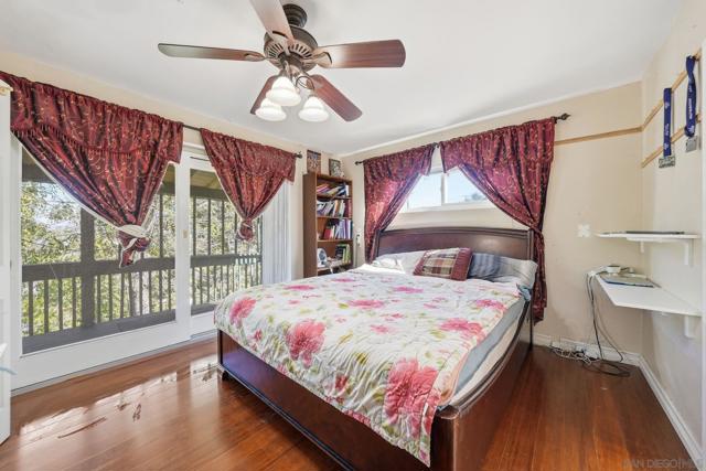 4040 Yale Ave, La Mesa CA: https://media.crmls.org/mediaz/740013f3-1b2d-4e28-8c61-ec8ad890c863.jpg