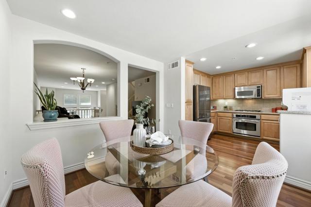 259 Ginko Terrace, Sunnyvale CA: https://media.crmls.org/mediaz/7401d66c-0567-4521-a437-7487a20c5543.jpg