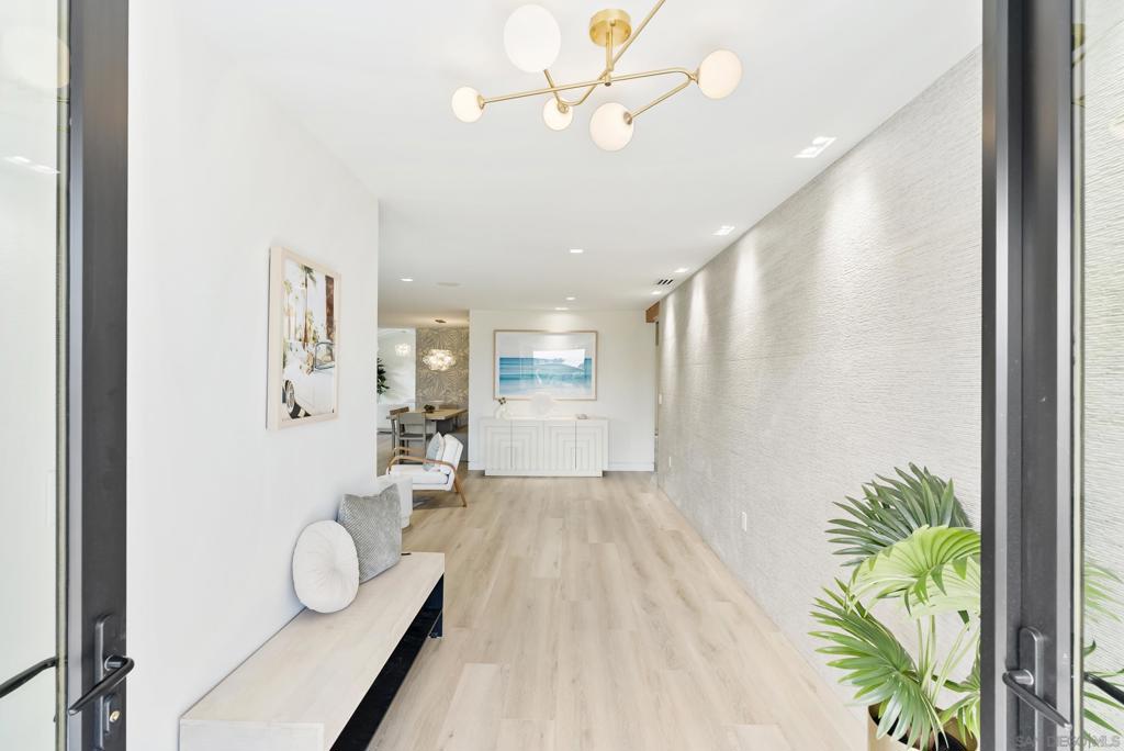 MLS #250043261SD image #13