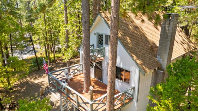 29380 Lassen Drive, Cold Springs CA: https://media.crmls.org/mediaz/740288b6-6a61-45da-bff7-e85e59d16af1.jpg