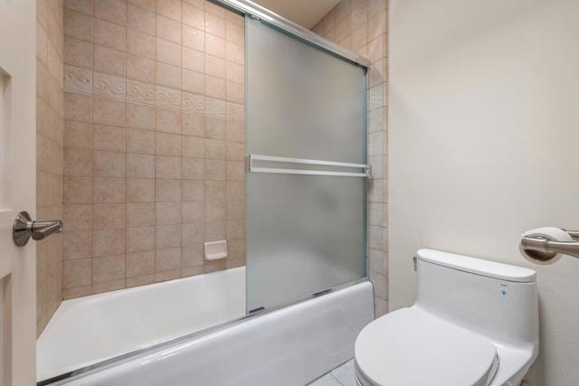 700 Sand Hill Circle, Menlo Park CA: https://media.crmls.org/mediaz/7402c149-7c71-4f6b-be96-c190083520e4.jpg