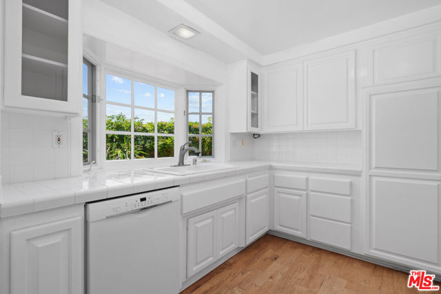 6236 Trancas Canyon Road, Malibu CA: https://media.crmls.org/mediaz/74034052-4c49-4da3-92c9-066d66704051.jpg