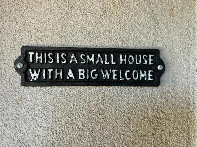 120 El Toro Court, Morgan Hill CA: https://media.crmls.org/mediaz/7404541a-35ba-4a9b-9c36-c00f8571e24f.jpg