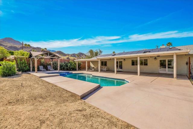 68035 Valley Vista Drive, Cathedral City CA: https://media.crmls.org/mediaz/740555c5-15a7-4149-918b-9eab0f7b44c5.jpg
