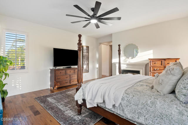 980 Via Anita, Newbury Park CA: https://media.crmls.org/mediaz/740575d6-ea01-4787-bee5-fced7f9d19b5.jpg