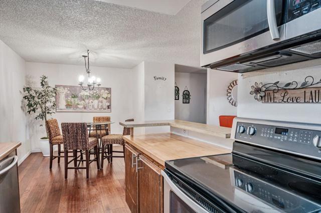247 N Capitol Avenue, San Jose CA: https://media.crmls.org/mediaz/74068056-f6a0-4497-bf37-dd90be4105d3.jpg