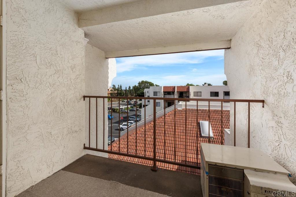 6350 Genesee Avenue - photo 5