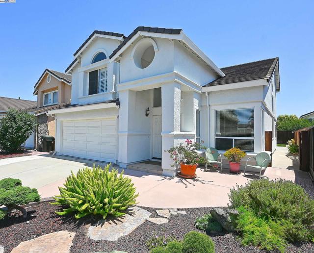 4525 Wolverine Way, Antioch CA: https://media.crmls.org/mediaz/7406f953-b021-42c7-a706-1b15f6745966.jpg