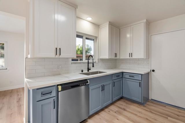 1150 Bonnie View Road, Hollister CA: https://media.crmls.org/mediaz/740758a7-e15a-4ee6-8d92-fad48b9adccd.jpg