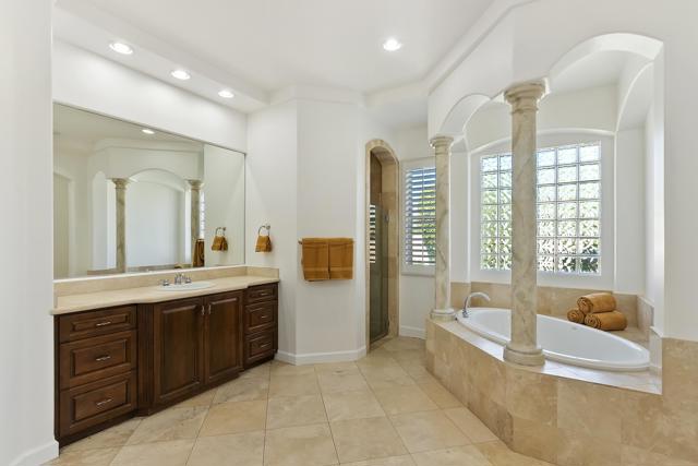 7 Cielo Vista Court, Rancho Mirage, CA 92270