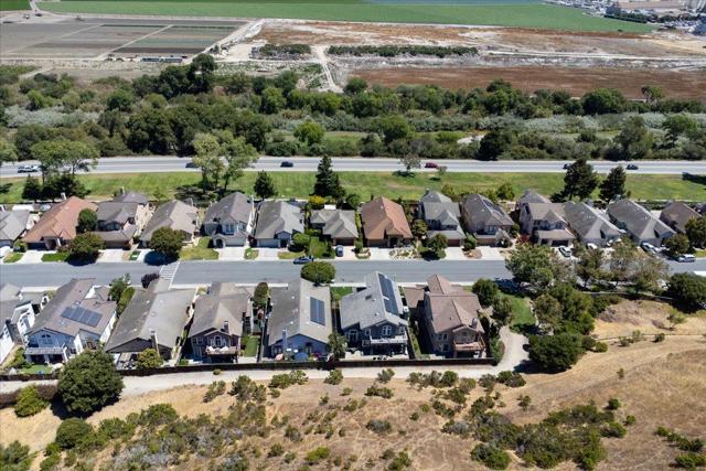 17716 Riverbend Road, Salinas CA: https://media.crmls.org/mediaz/74098eed-0701-4a73-a219-c3604da43b8b.jpg