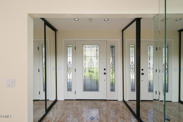220 W Hillcrest Boulevard, Monrovia CA: https://media.crmls.org/mediaz/740a6b50-14de-412e-9fe9-ba94e5f6c1c2.jpg