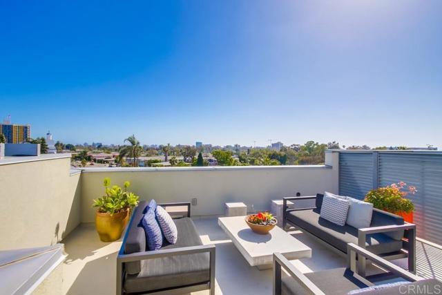 3740 Park Boulevard, San Diego CA: https://media.crmls.org/mediaz/740a8f53-e6ce-4339-b3c5-d55efc89b056.jpg