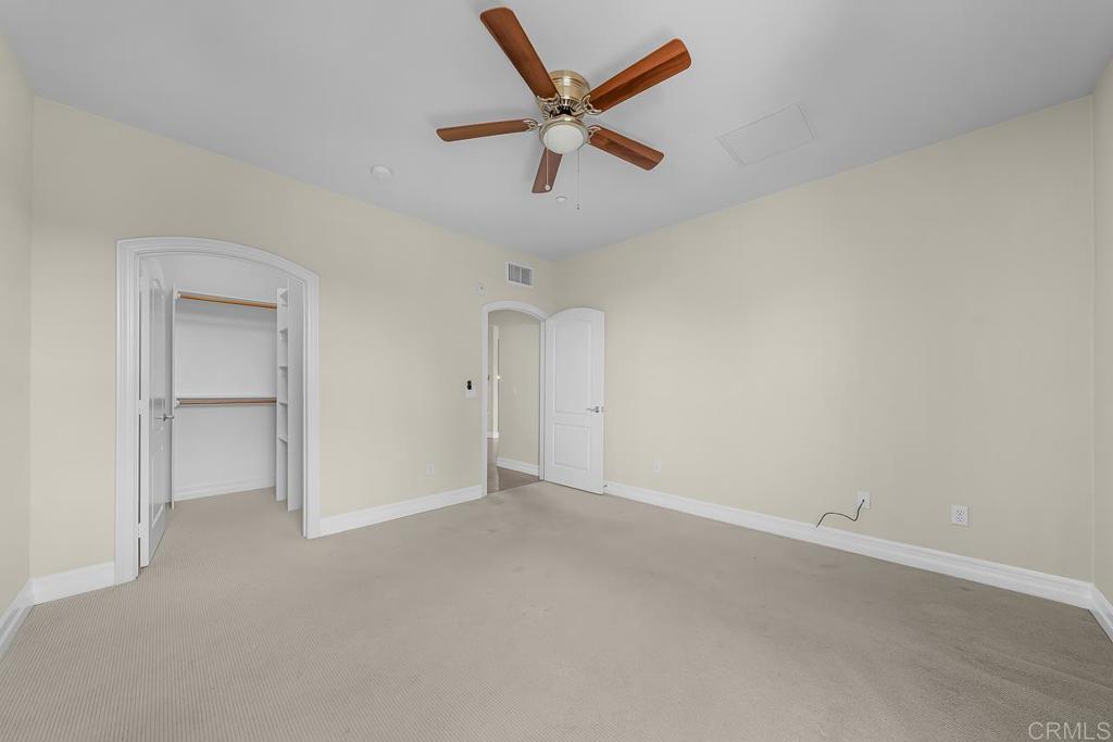 550 Park Blvd - photo 17