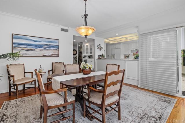 Detail Gallery Image 9 of 40 For 69 Half Moon Bend, Coronado,  CA 92118 - 3 Beds | 3/1 Baths