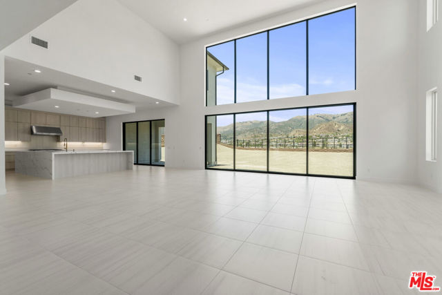 20115 W Galway Lane, Porter Ranch CA: https://media.crmls.org/mediaz/740d715e-5146-49c8-8f8d-42f874c8aa27.jpg