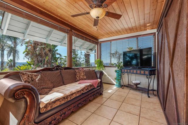 11270 San Luis Rey Dr, Valley Center CA: https://media.crmls.org/mediaz/740d80d7-7066-4f81-a01d-644d0a2bc7c6.jpg