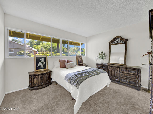 5448 Bothwell Road, Tarzana CA: https://media.crmls.org/mediaz/740dc07a-0b9b-43c1-8320-bd73619e3308.jpg