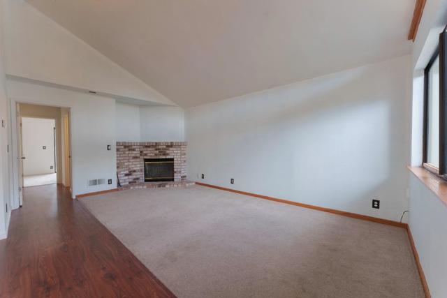 1549 N First Street, Salinas CA: https://media.crmls.org/mediaz/740e546e-3879-40f4-9808-5e6644c0698a.jpg