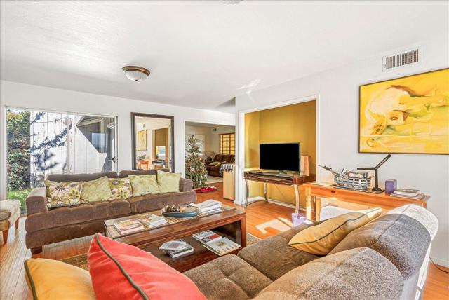 371 Calabasas Road, Watsonville CA: https://media.crmls.org/mediaz/7410e3f3-306d-4d10-ac8f-3f96e3514c4e.jpg