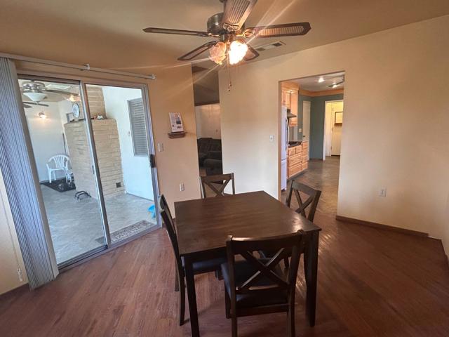 754 Meadowlark Avenue, Los Banos CA: https://media.crmls.org/mediaz/74110baa-d4c7-4840-88b7-1ef9441c1a89.jpg