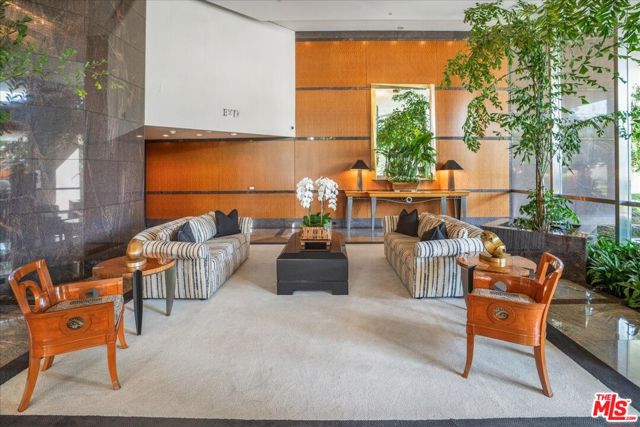 10490 Wilshire Boulevard, Los Angeles CA: https://media.crmls.org/mediaz/7411473d-5a09-464d-8d27-2c2ca5e8a9bc.jpg