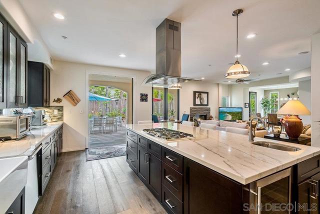 265 Sanford Street, Encinitas CA: https://media.crmls.org/mediaz/741177d6-041c-436f-88fc-81d6b968419c.jpg