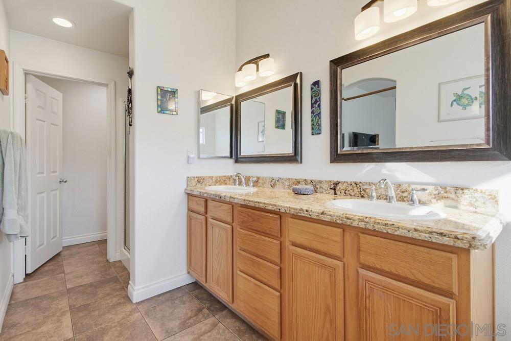 6377 Alexandri Cir - photo 17
