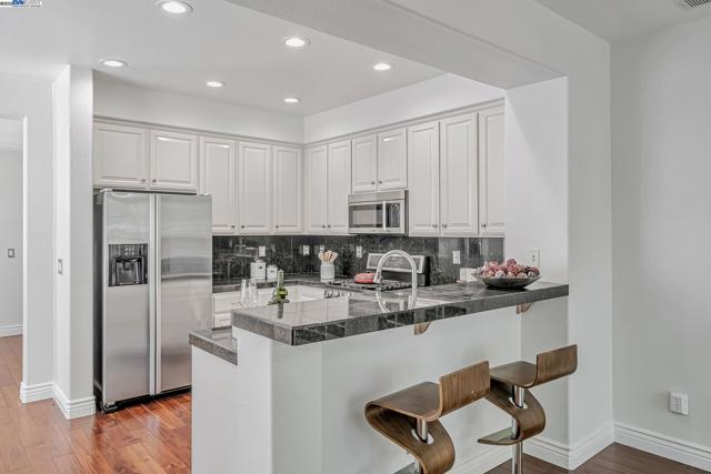 260 Abigail Cir, Danville CA: https://media.crmls.org/mediaz/74135e81-5592-40dc-bbfa-2cd8f74b89a3.jpg