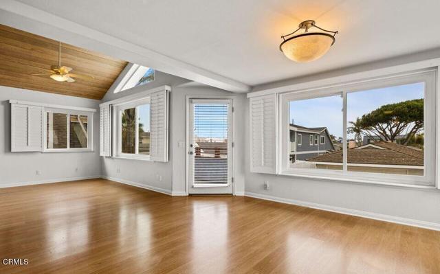 Detail Gallery Image 6 of 17 For 5138 Outrigger Way, Oxnard,  CA 93035 - 2 Beds | 2 Baths