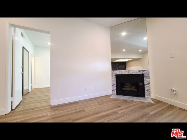 1818 Glendon Avenue, Los Angeles CA: https://media.crmls.org/mediaz/74148df9-04af-40e2-9354-cf98e6668124.jpg