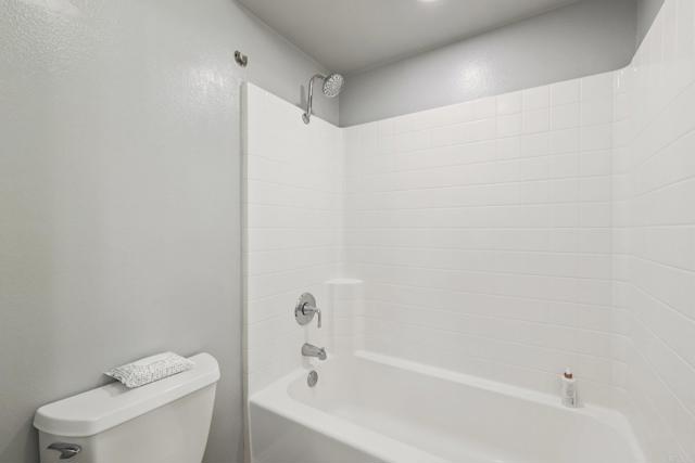 475 Marsh Harbor Drive, San Diego CA: https://media.crmls.org/mediaz/741517db-9d05-4cec-92ca-6d53ed79bd4d.jpg