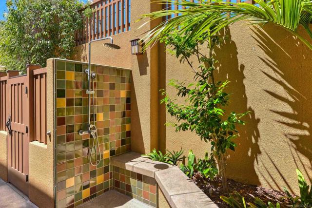 3574 7th Avenue, San Diego CA: https://media.crmls.org/mediaz/74152ec1-3e0b-4cdf-8f34-f91fd99d1e6b.jpg