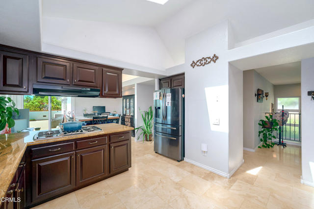 2207 Terra Bella Lane, Camarillo CA: https://media.crmls.org/mediaz/741693f5-5833-4db0-a2fa-83830488f202.jpg