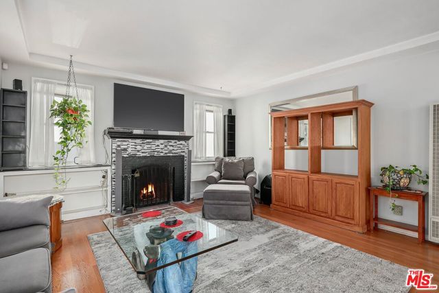 10942 Wagner Street photo 4