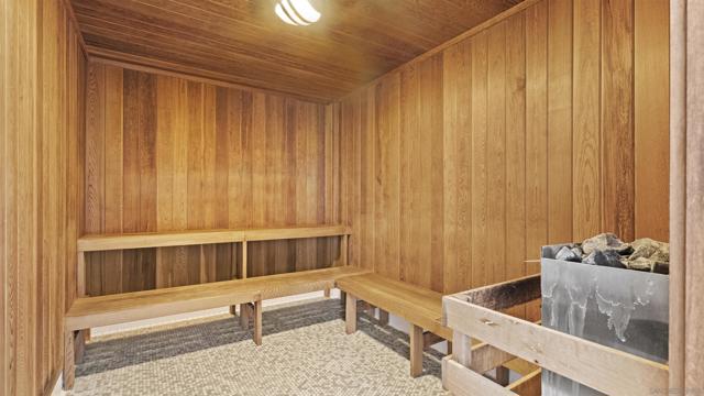 325 7Th Ave, San Diego CA: https://media.crmls.org/mediaz/741768c8-5cd3-491d-adae-ce83a9158d95.jpg