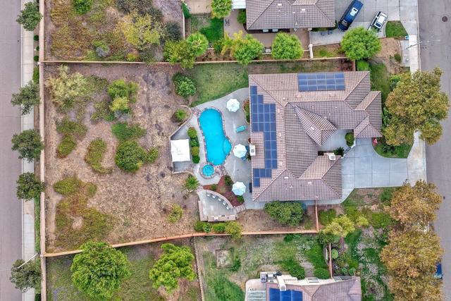3225 Hidden Estate Lane, Escondido CA: https://media.crmls.org/mediaz/74178386-6a5c-415a-9a36-5be0b11ad1ba.jpg
