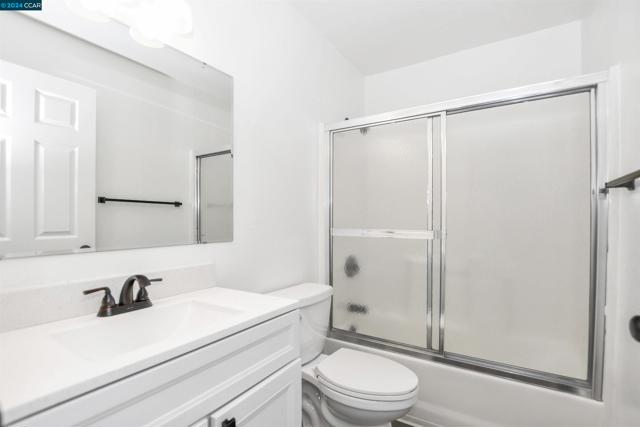 Image 12 of 37 For 2236 Hillsborough Ct