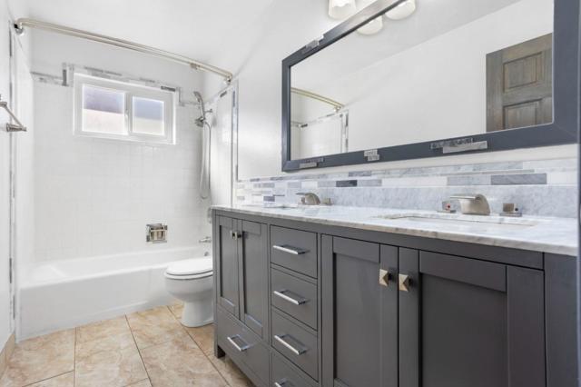 1124 Rex Road, Hayward CA: https://media.crmls.org/mediaz/741853cb-803a-4938-b754-701de11b7110.jpg