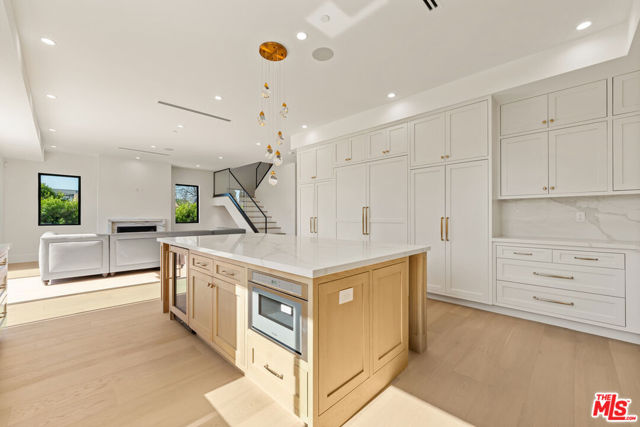 8065 Lloyd Avenue, North Hollywood CA: https://media.crmls.org/mediaz/7418d6ca-97f2-4b76-ad62-f31632a66d72.jpg