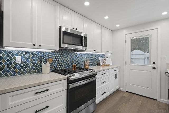 4120 Mount Acadia Blvd, San Diego CA: https://media.crmls.org/mediaz/7419ccac-d6d5-4703-b78d-123c25667267.jpg