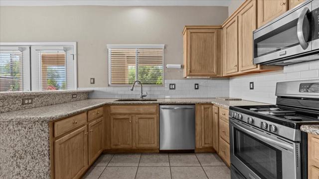 10683 Ambrosio Drive, Desert Hot Springs CA: https://media.crmls.org/mediaz/7419fc03-46a8-4a2a-b6f1-ac200fc8b298.jpg