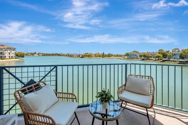 1000 Davit Lane,  CA: https://media.crmls.org/mediaz/741a4e60-0559-4d1d-8da2-c6fc6955b27a.jpg