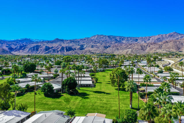 49305 Highway 74, Palm Desert CA: https://media.crmls.org/mediaz/741addb2-7c8a-435a-891d-ba87d9a1c4bc.jpg