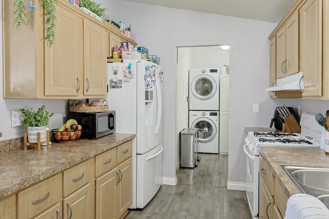 Detail Gallery Image 7 of 61 For 10767 Jamacha Bld Spc 151,  Spring Valley,  CA 91978 - 3 Beds | 2 Baths