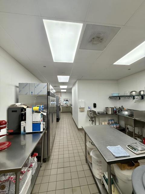 2706 2706 Homestead Road, Santa Clara CA: https://media.crmls.org/mediaz/741ca626-1da8-419b-93ce-fd006209a8fc.jpg