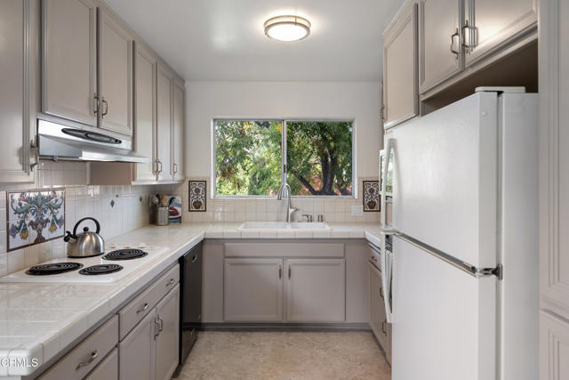 Detail Gallery Image 17 of 42 For 420 S Madison Ave #302,  Pasadena,  CA 91101 - 2 Beds | 2 Baths