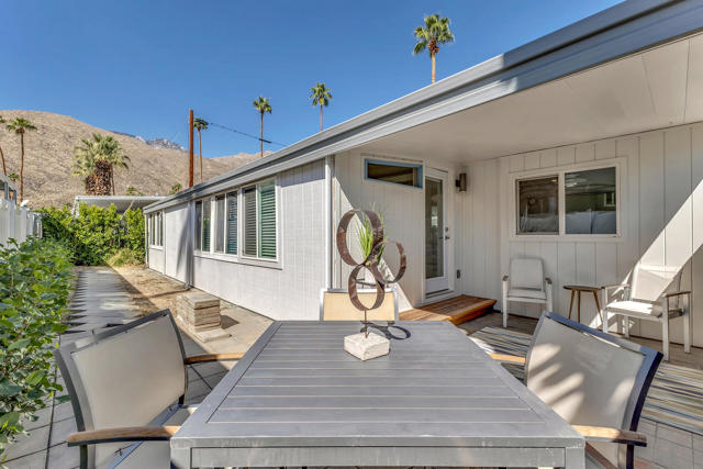 69 Nile Street, Palm Springs CA: https://media.crmls.org/mediaz/741da025-aacc-4e53-9cad-601fb86e2d8b.jpg