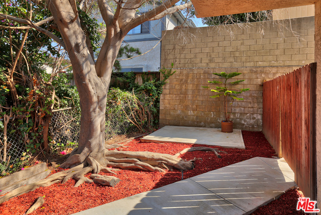 2616 VOORHEES Avenue, Redondo Beach, California 90278, 2 Bedrooms Bedrooms, ,1 BathroomBathrooms,Residential,Sold,VOORHEES,17267962