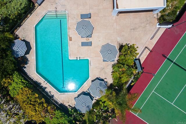 8746 Villa La Jolla Drive, La Jolla CA: https://media.crmls.org/mediaz/741e4447-6863-4ac4-ac76-0f9c018df3a4.jpg